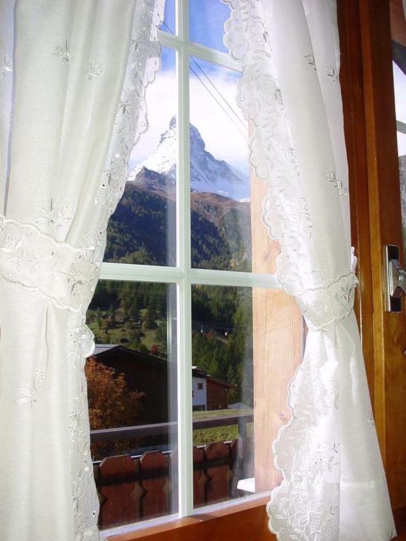 Appartment Chalet Casa Pia Zermatt Oda fotoğraf